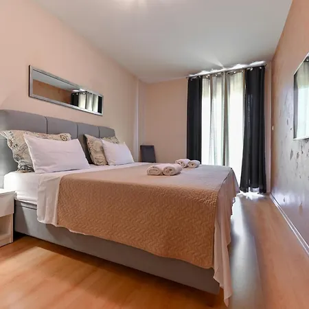 Deluxe Valentina Appartement