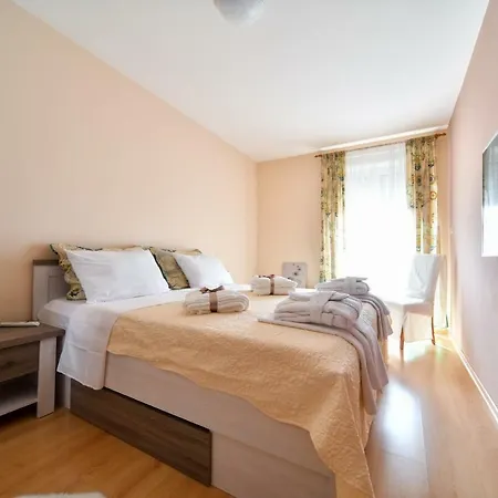 Deluxe Valentina Appartement