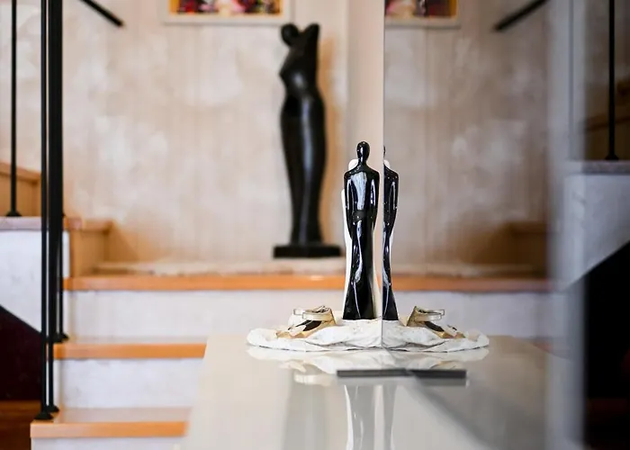 Deluxe Valentina Apartment